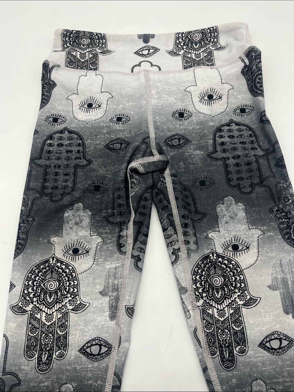 Evolution and Creation Black & Gray Hamsa Eye Print Leggings Size M